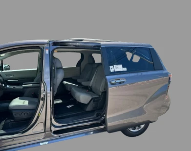Versatilidade e Espaço Interno - Toyota Sienna Versatilidade e Espaço Interno - Toyota Sienna
